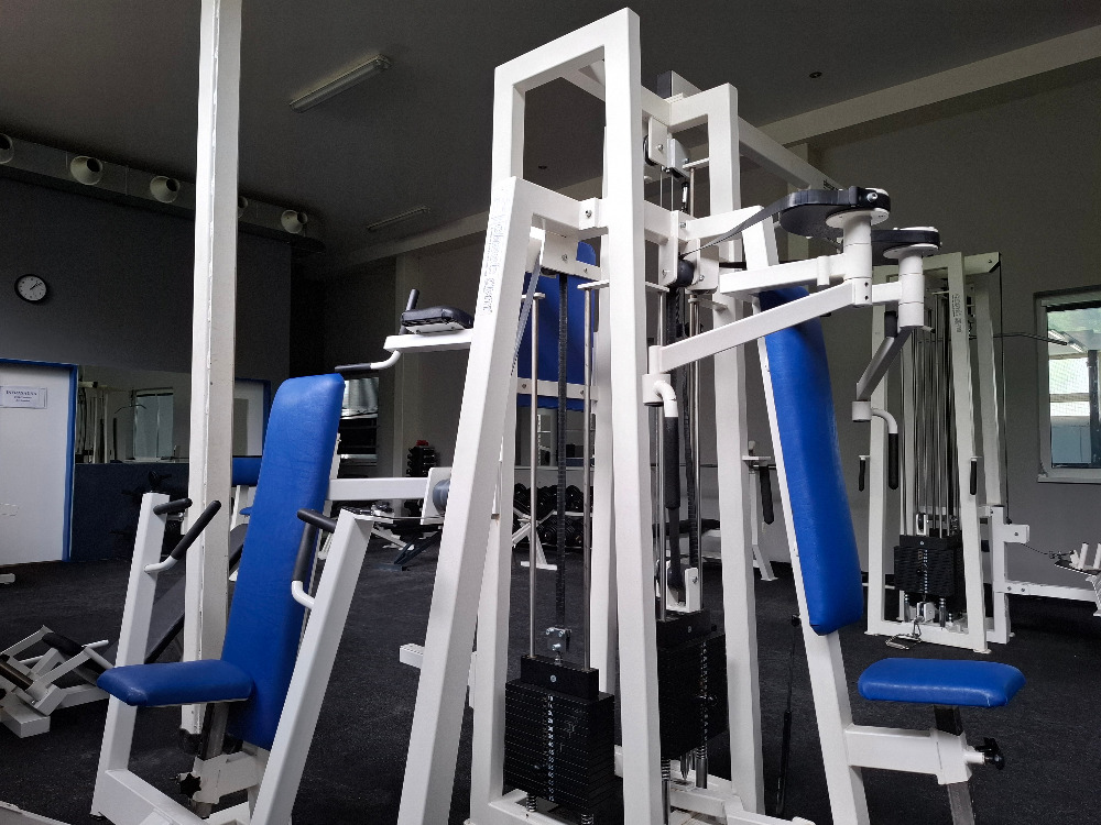 Posilovna ve sportovní hale Davle s kvalitním vybavením